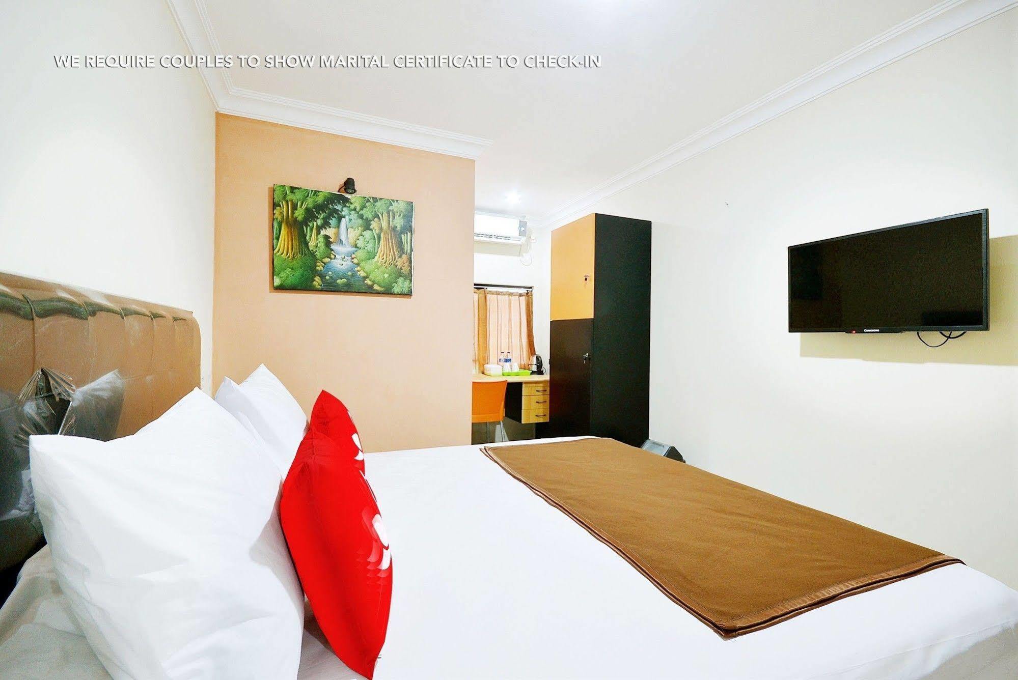 Zen Rooms Kuningan Syariah Dżakarta Zewnętrze zdjęcie
