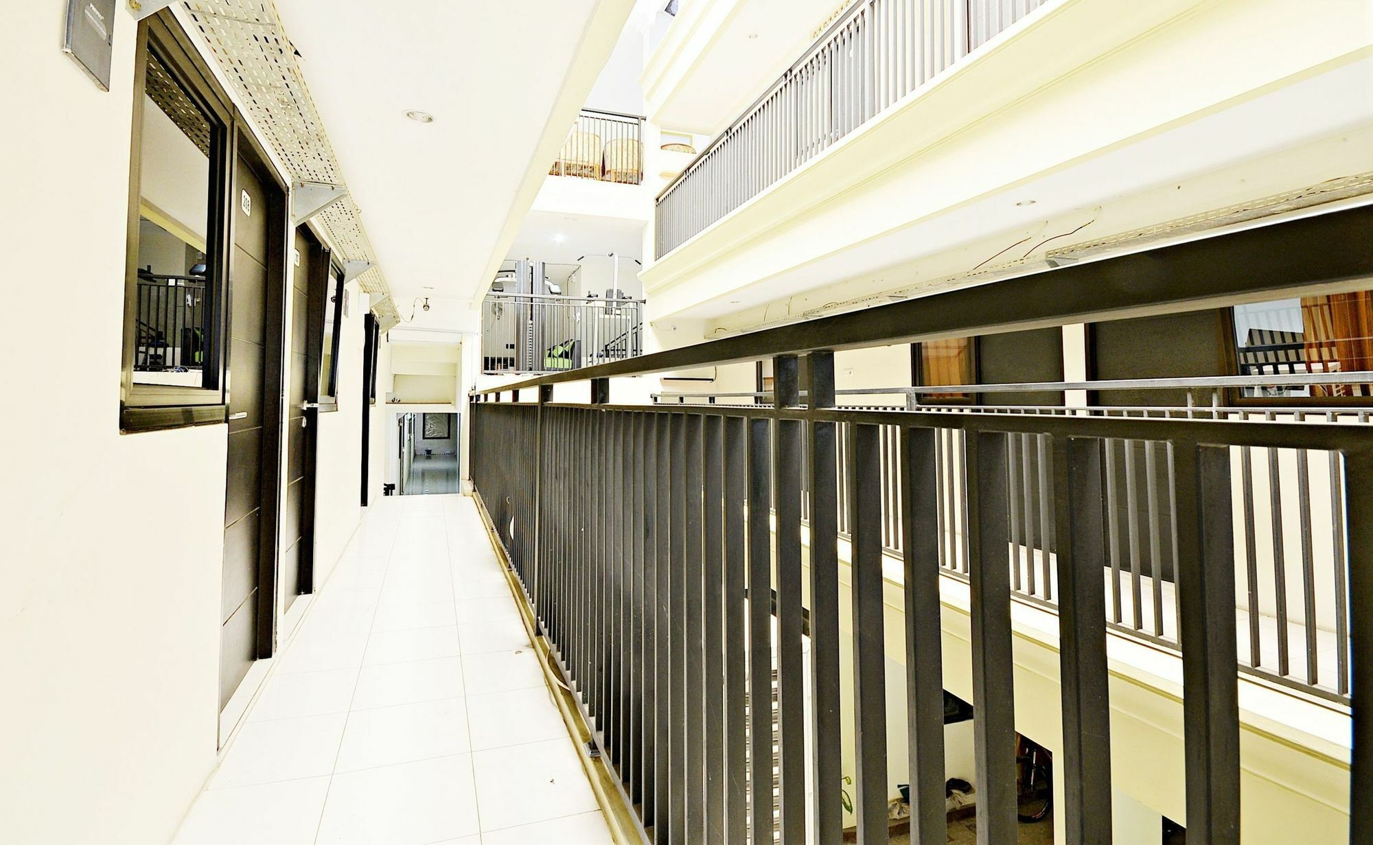 Zen Rooms Kuningan Syariah Dżakarta Zewnętrze zdjęcie