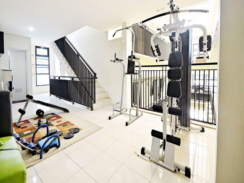 Zen Rooms Kuningan Syariah Dżakarta Zewnętrze zdjęcie